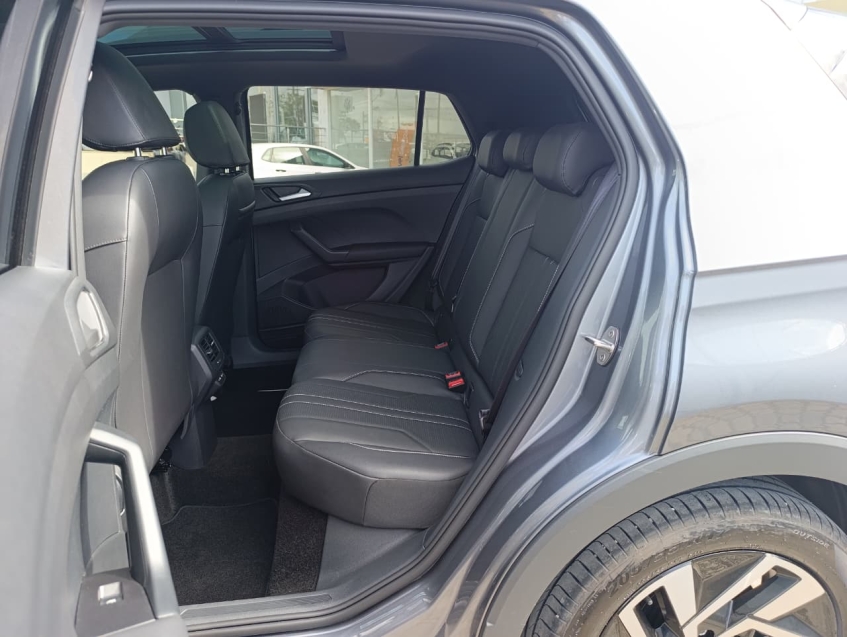 volkswagen t-cross 1.4 250 tsi total flex highline automatico 4p 202610
