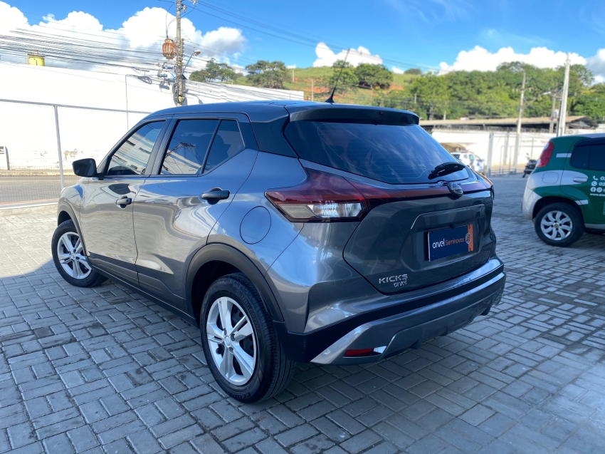 kicks active 1.6 16v flex aut