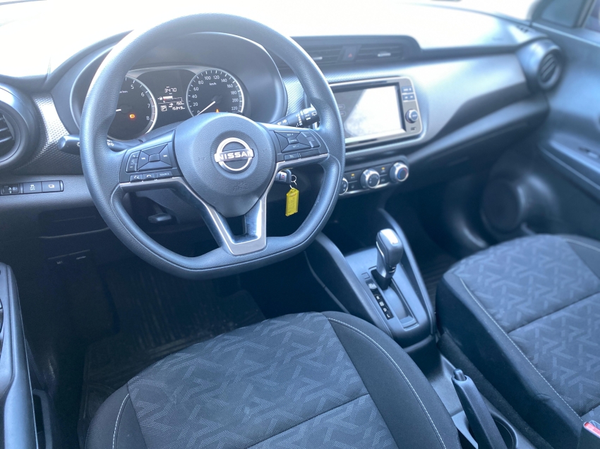 kicks active 1.6 16v flex aut