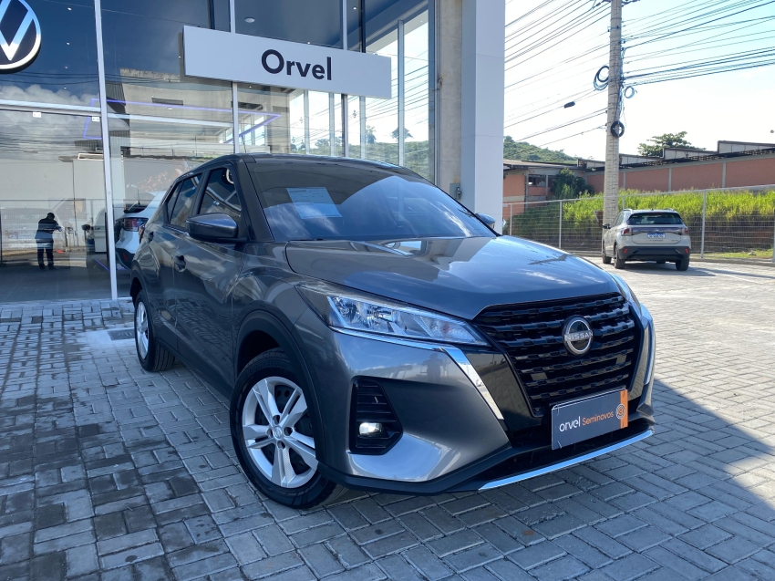 kicks active 1.6 16v flex aut