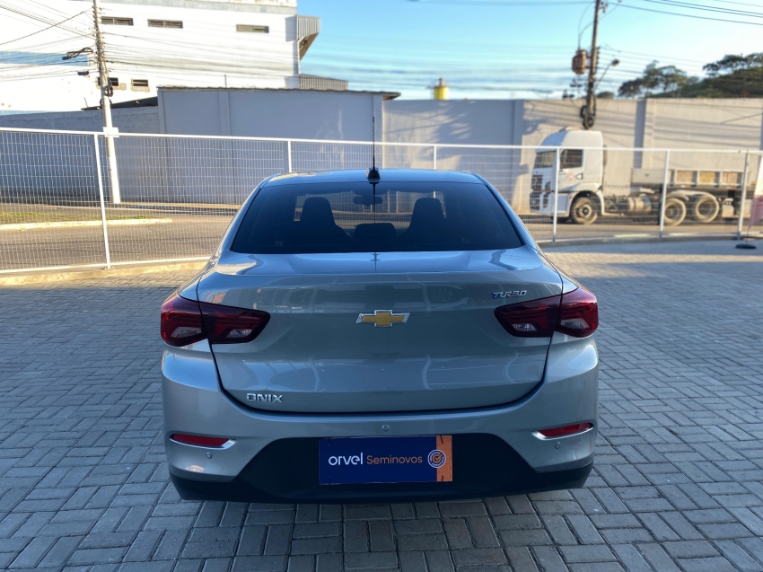 onix sedan plus lt 1.0 12v tb flex mec.