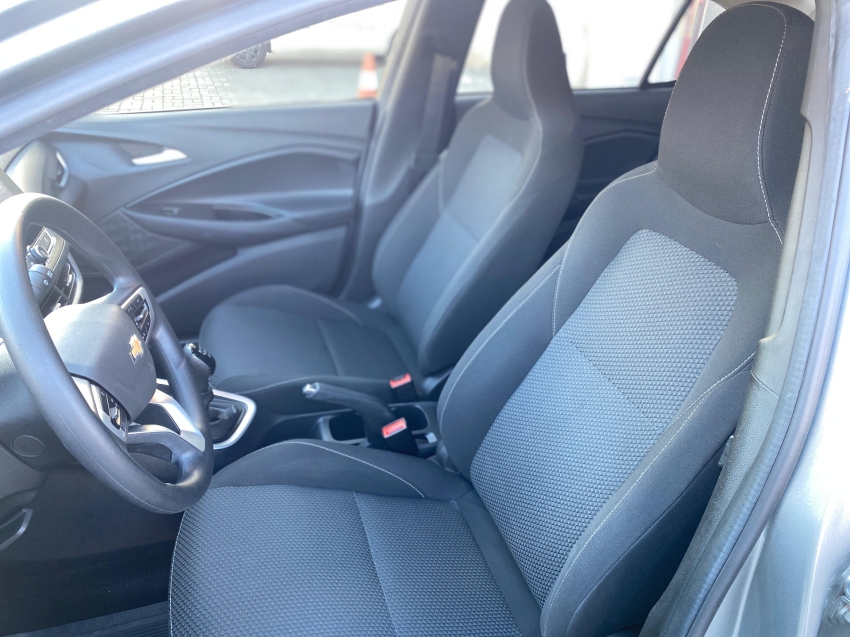 onix sedan plus lt 1.0 12v tb flex mec.