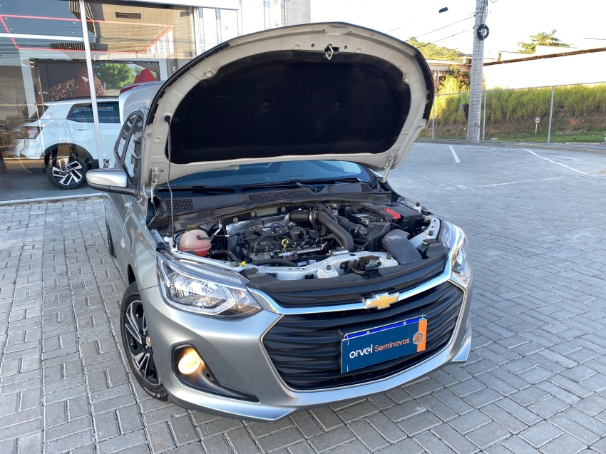 onix sedan plus lt 1.0 12v tb flex mec.