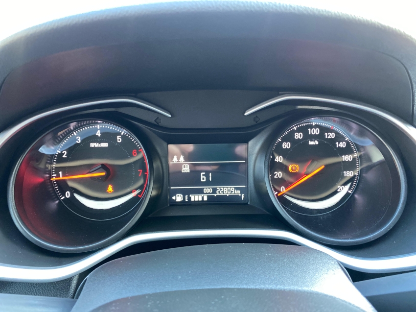 onix sedan plus lt 1.0 12v tb flex mec.