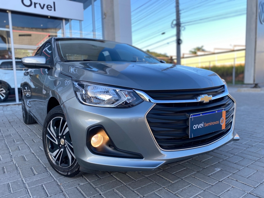 onix sedan plus lt 1.0 12v tb flex mec.