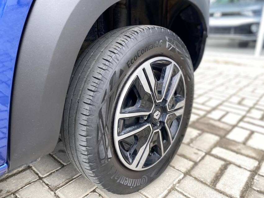 kwid intense 1.0 12v flex mec