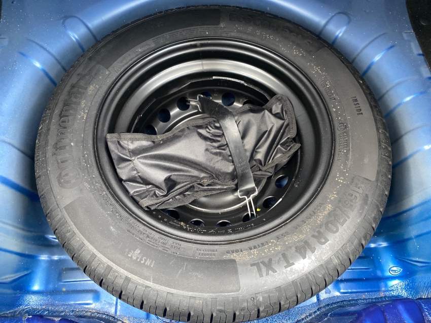 kwid intense 1.0 12v flex mec