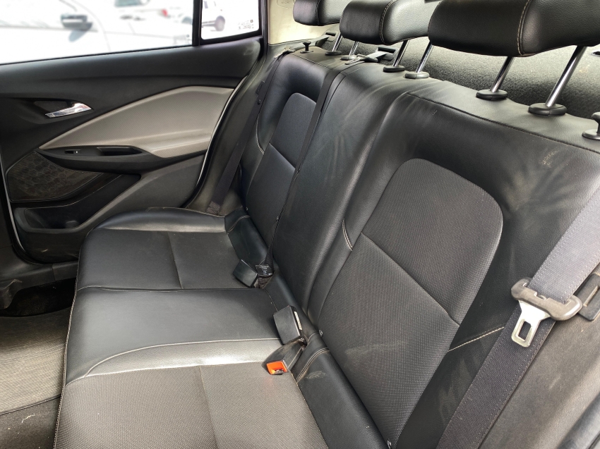onix sedan plus premier 1.0 tb flex aut