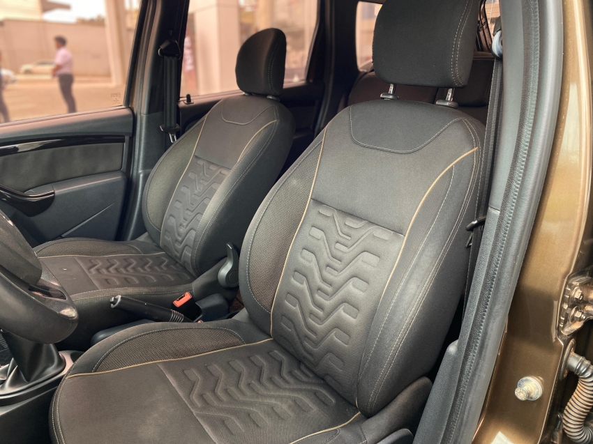 duster 2.0 dynamique 4x2 16v flex 4p aut15