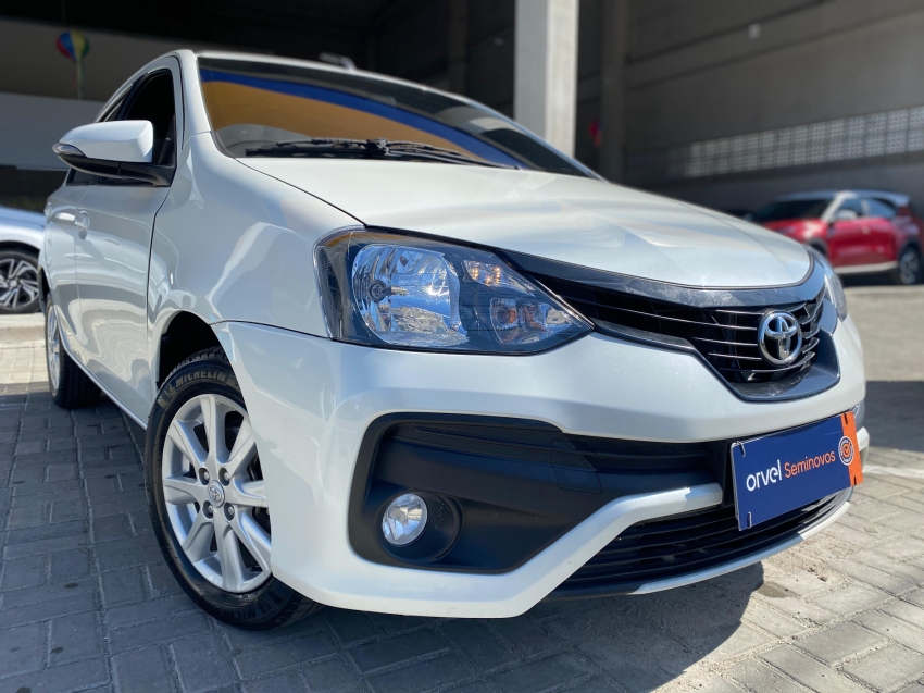 etios x plus 1.5 flex aut