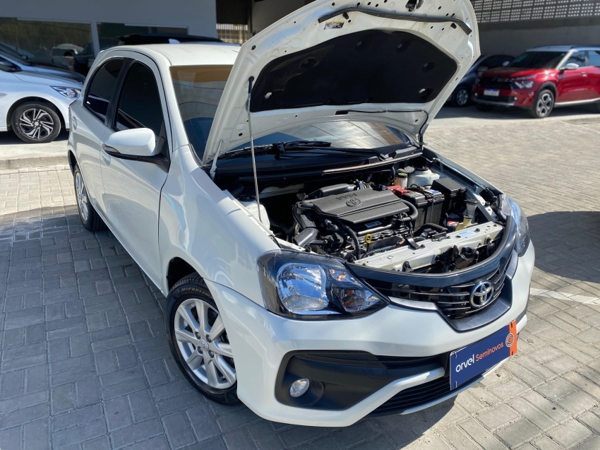 etios x plus 1.5 flex aut