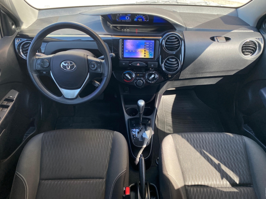 etios x plus 1.5 flex aut