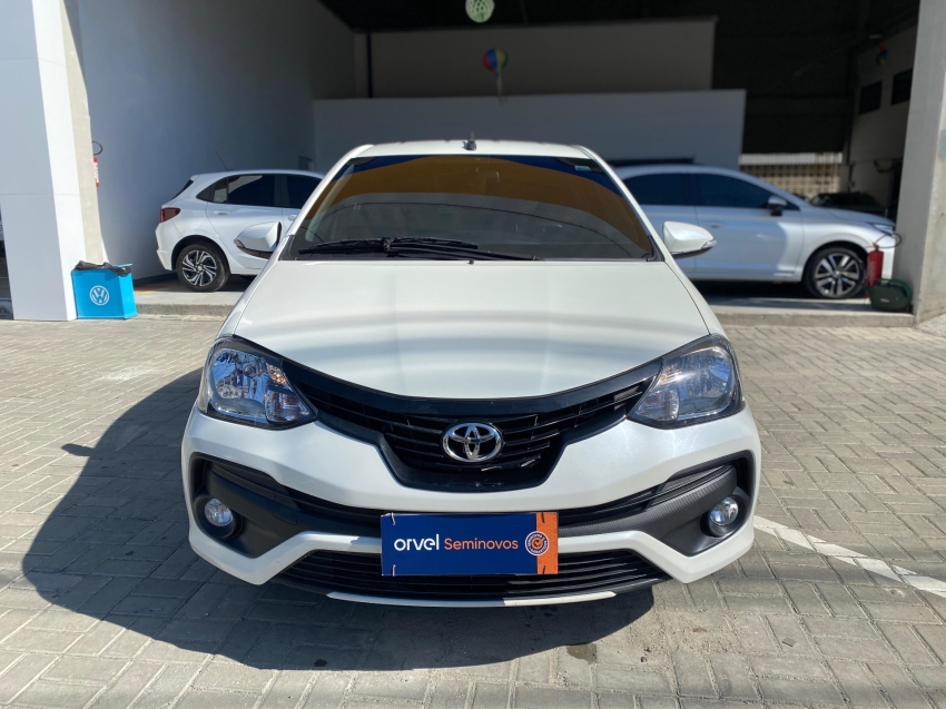 etios x plus 1.5 flex aut