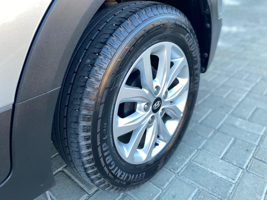 creta action 1.6 16v flex aut