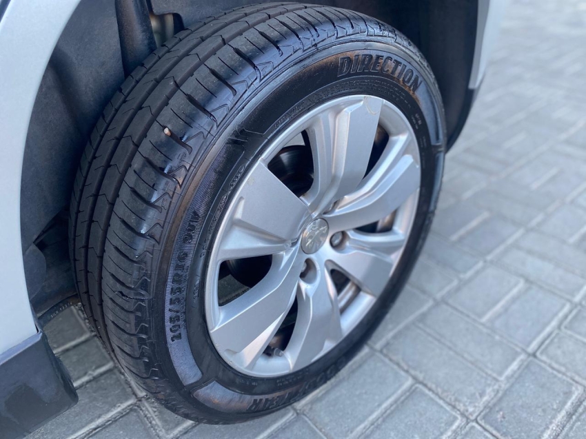 2008 allure 1.6 flex aut