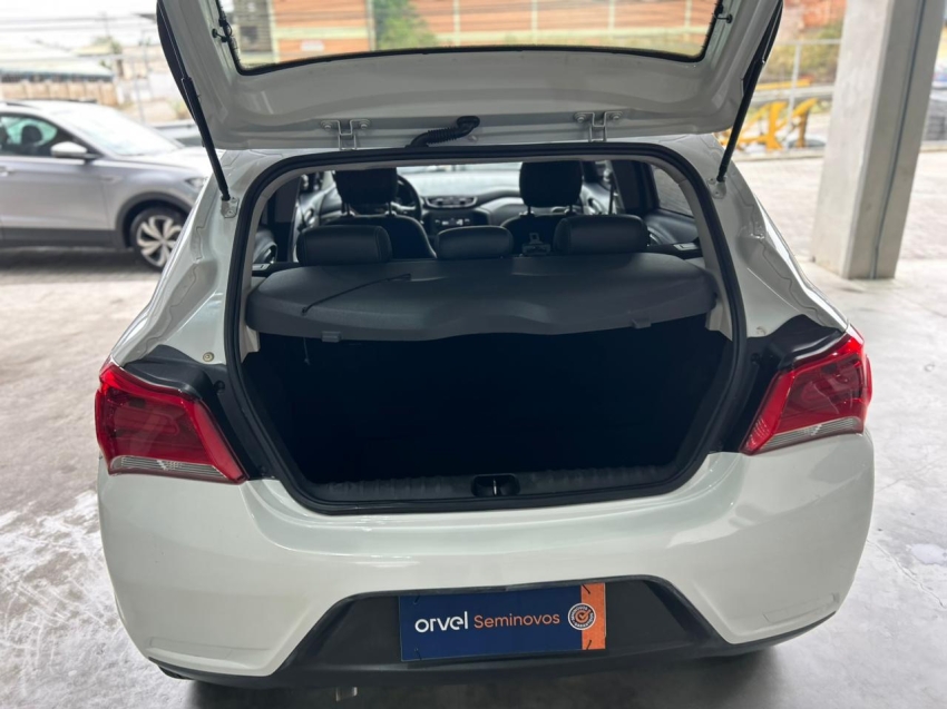 onix hatch lt 1.0 8v flexpower mec
