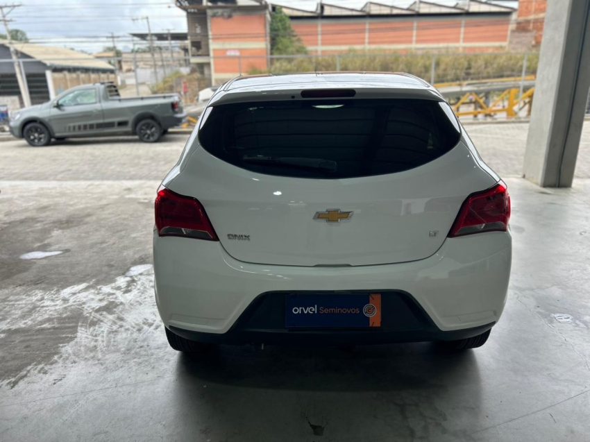 onix hatch lt 1.0 8v flexpower mec
