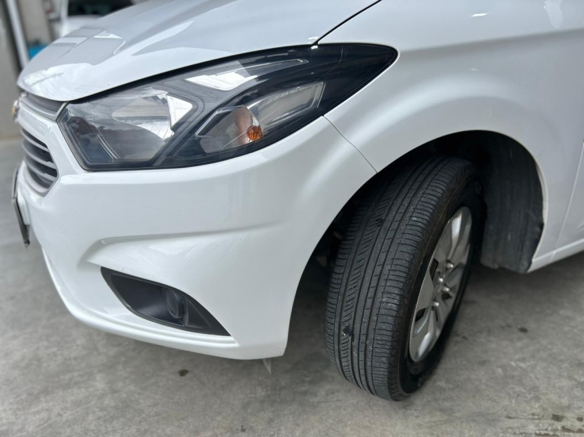 onix hatch lt 1.0 8v flexpower mec