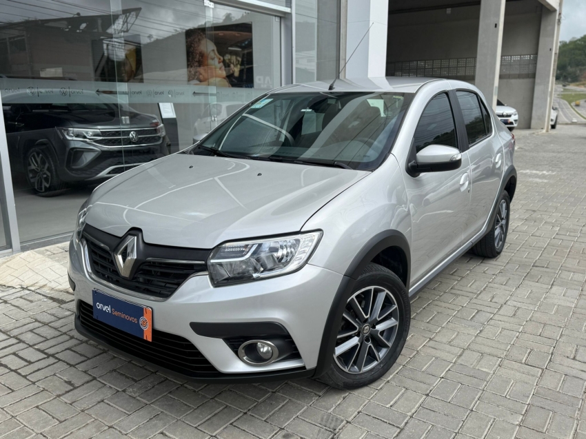 logan iconic 1.6 flex aut3 logan iconic 1.6 flex aut3