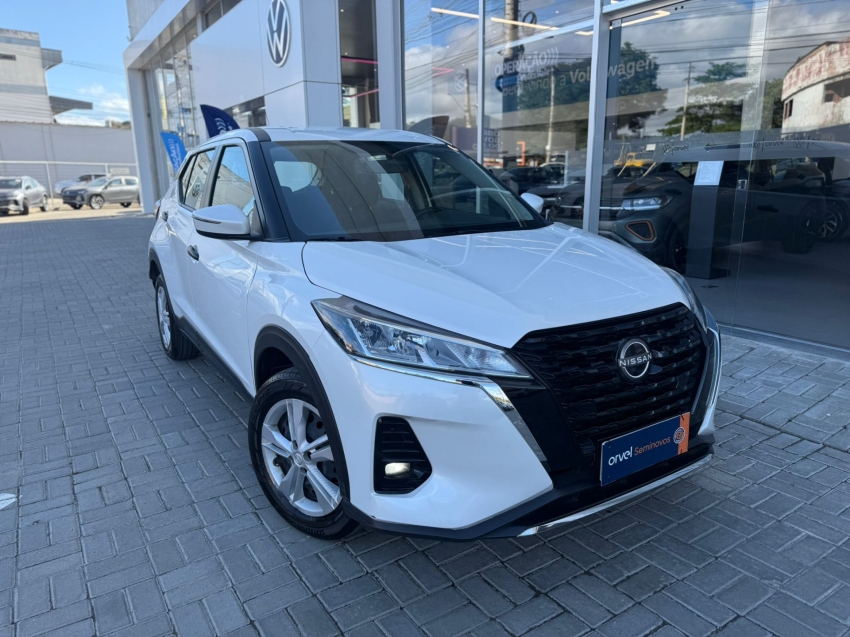 kicks active 1.6 16v flex aut