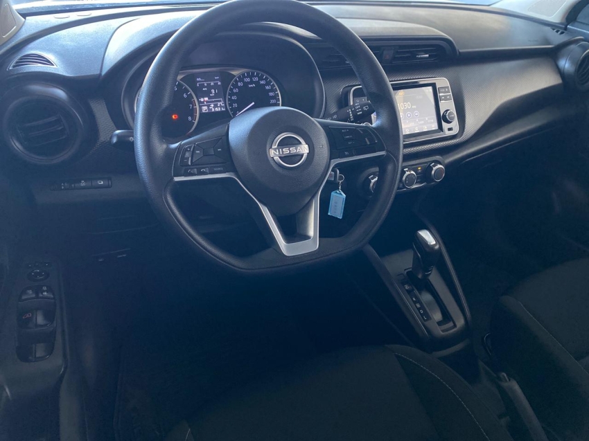 kicks active 1.6 16v flex aut13