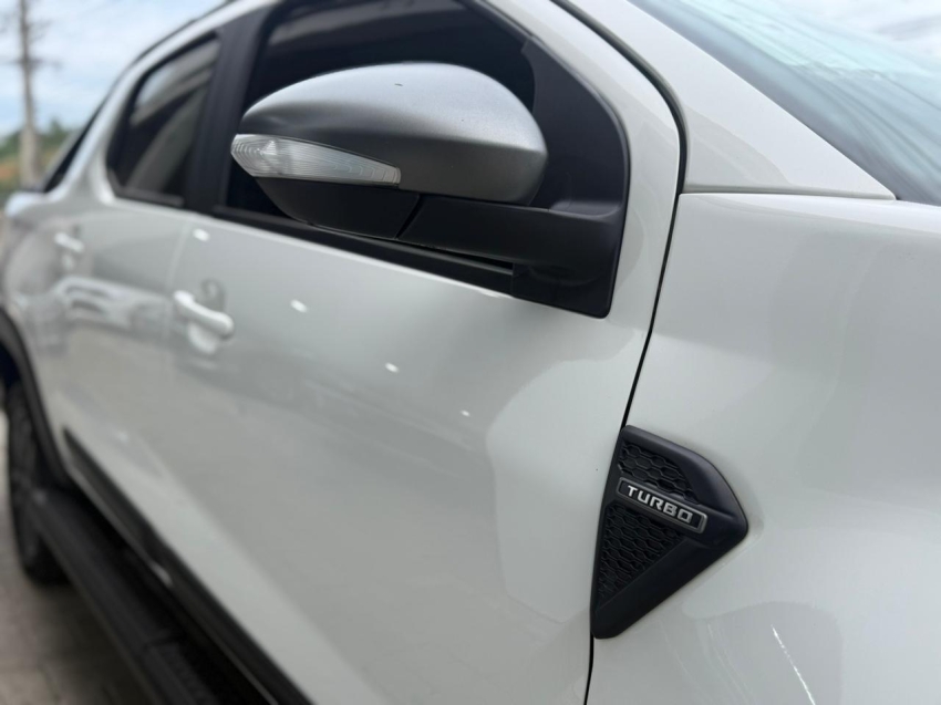 strada ultra 1.0 turbo cd flex aut1