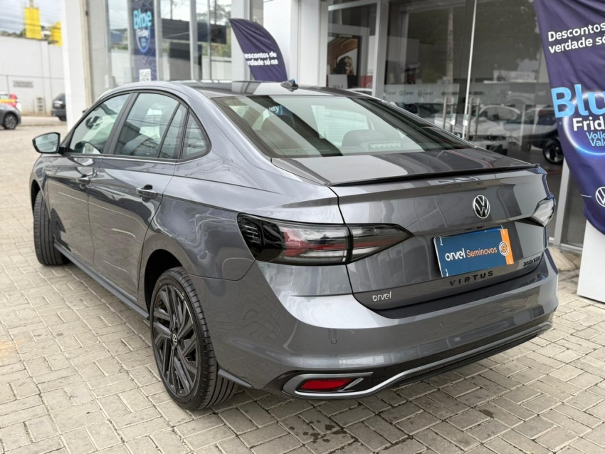 virtus exclusive1.4 tb 250 tsi flex aut8