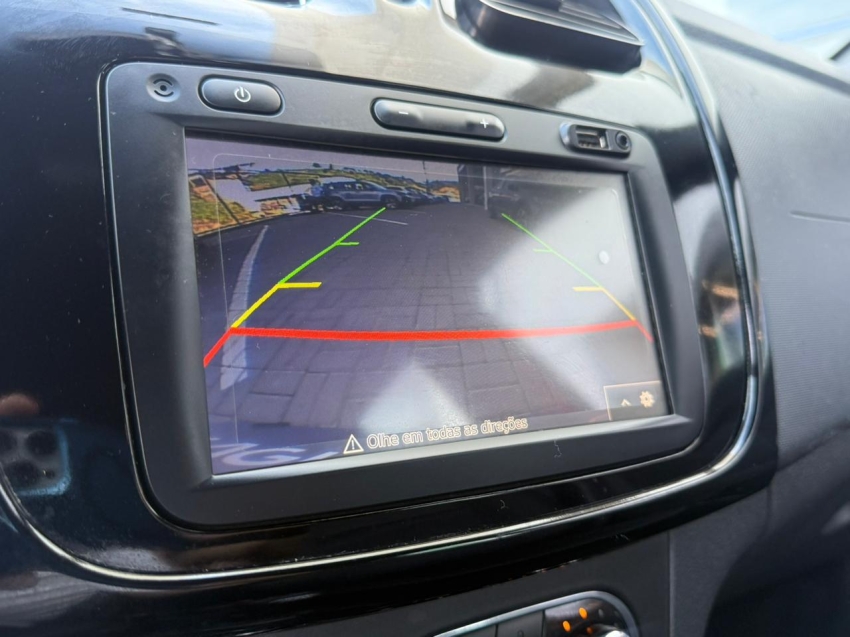 sandero intense 1.6 flex aut15