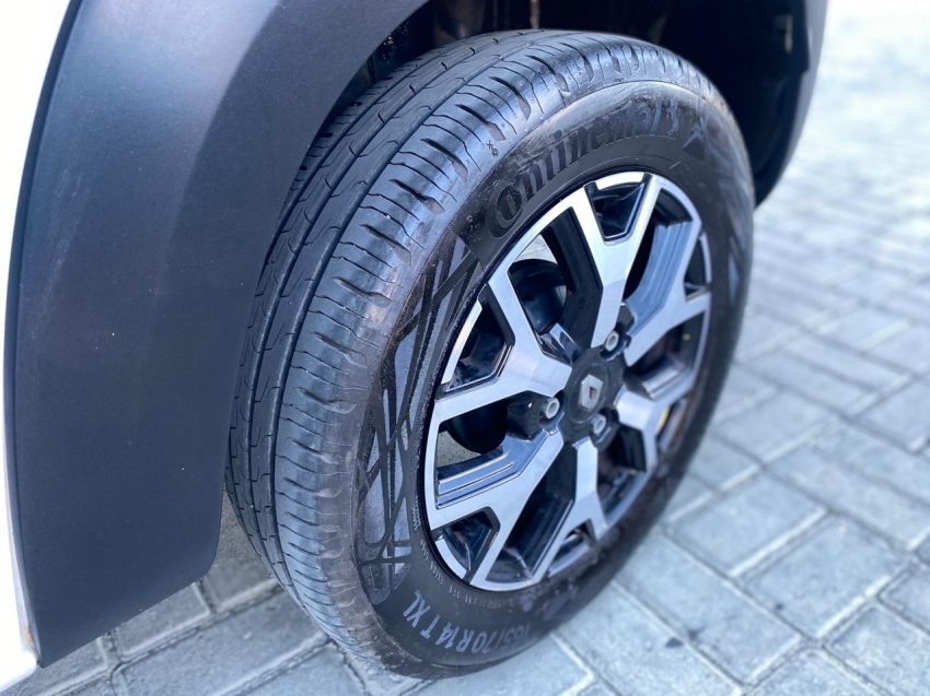 kwid outsider 1.0 12v flex mec6