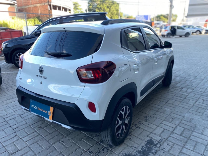 kwid outsider 1.0 12v flex mec9