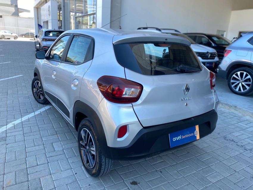 kwid intense 1.0 flex 12v 5p mec.5
