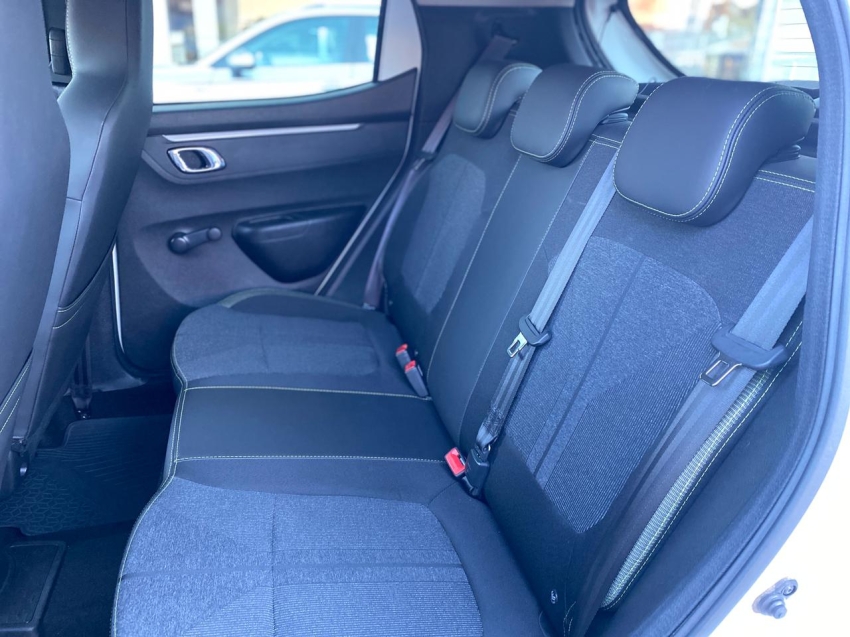 kwid outsider 1.0 12v flex mec19