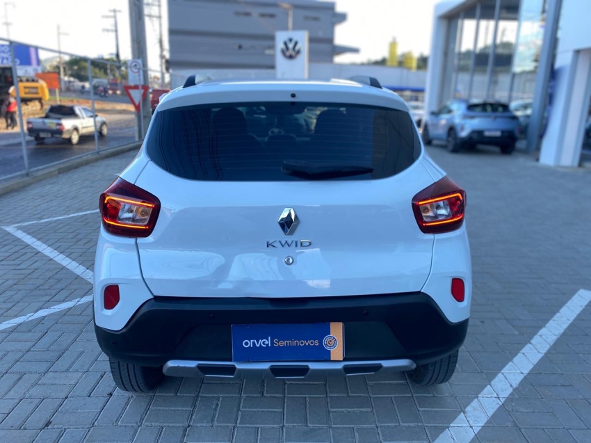 kwid outsider 1.0 12v flex mec8