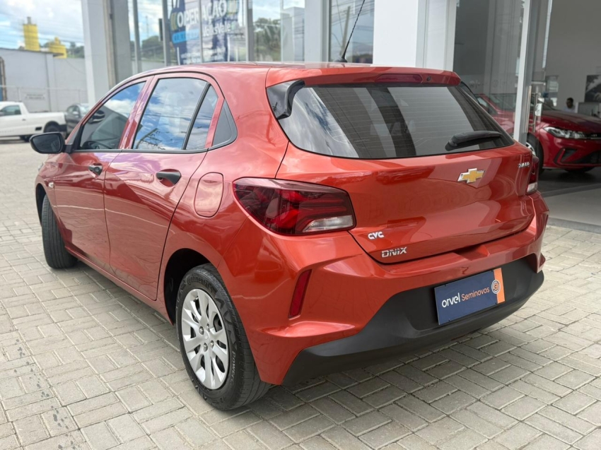 onix hatch 1.0 turbo flex aut7