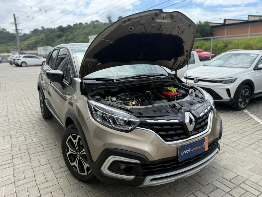 captur iconic 1.3 tb flex aut3