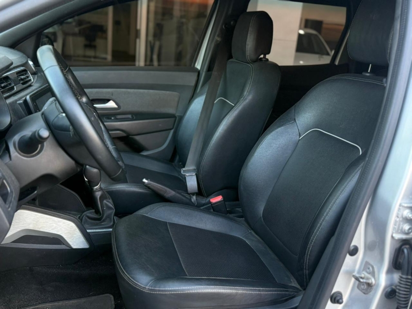 duster iconic 1.3 tb flex aut17