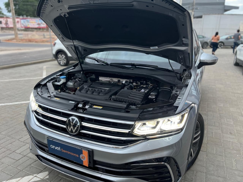 tiguan allspace 2.0 r-line 300tsi4