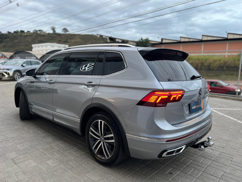 tiguan allspace 2.0 r-line 300tsi6