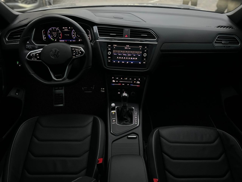 tiguan allspace 2.0 r-line 300tsi16