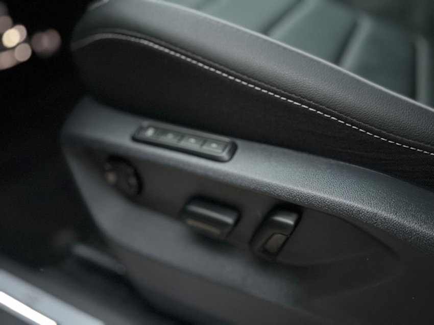 tiguan allspace 2.0 r-line 300tsi23