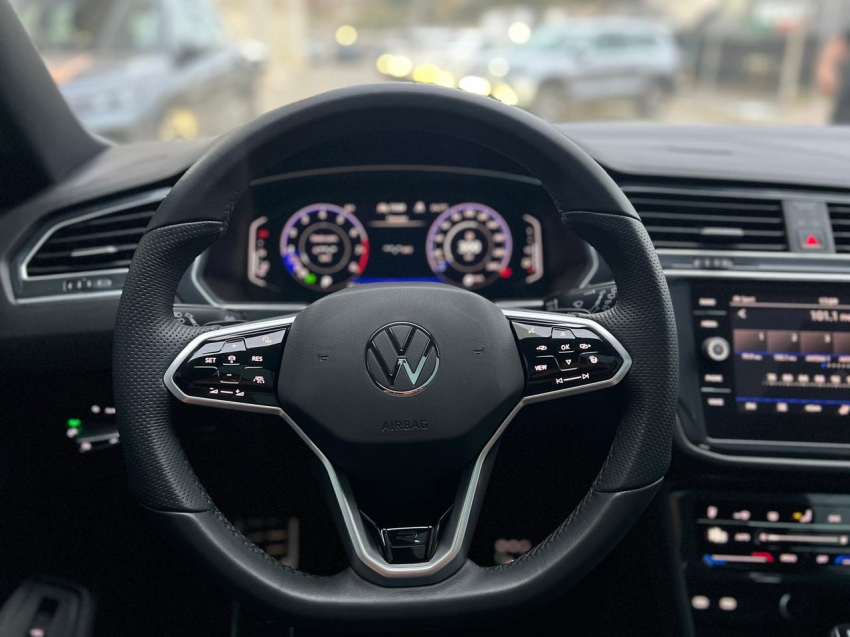 tiguan allspace 2.0 r-line 300tsi14