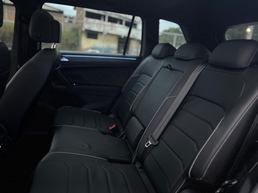 tiguan allspace 2.0 r-line 300tsi29