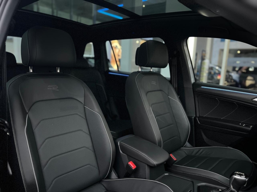 tiguan allspace 2.0 r-line 300tsi26