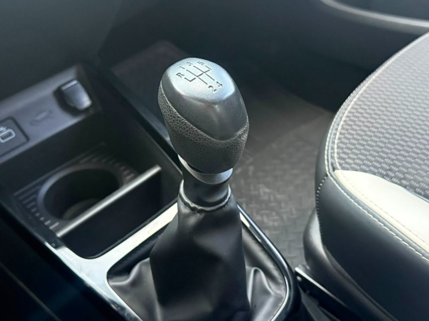 kwid intense 1.0 12v flex mex16