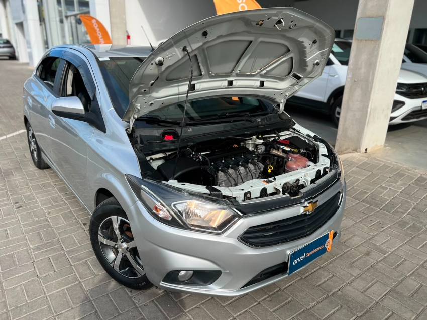 onix hatch 1.4 ltz flex aut3