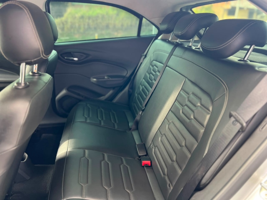 onix hatch 1.4 ltz flex aut19