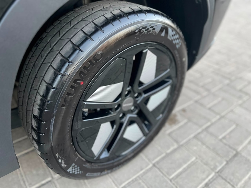 omoda 5 1.5 tgdi hev prestige dht4