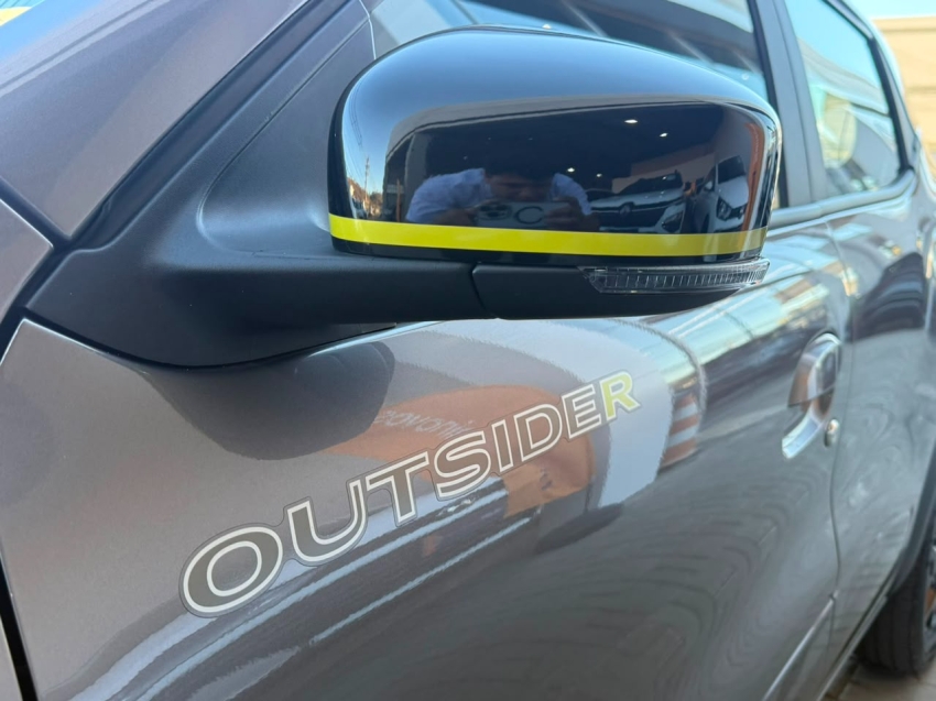 renault kwid outsider 1.0 flex mec.11
