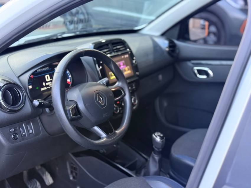 kwid intense 1.0 flex 12v 5p mec.15