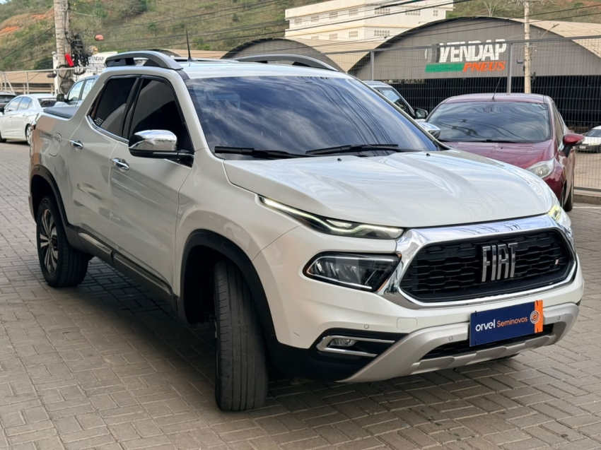fiat toro volcano t270 1.3t flex at61